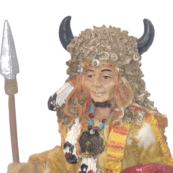 Native American Indian Figurine Sculpture Holding Spear - Picture 2 of 12